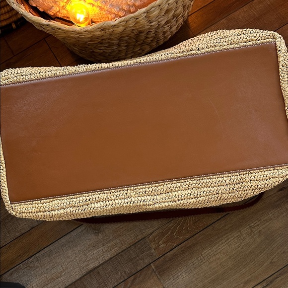 NWT | J Crew Palma Overnight Tote in Hand-Knotted Straw & Leather - Picture 12 of 15